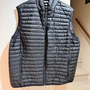 Eddie Bauer Men's Charcoal Quilted Vest